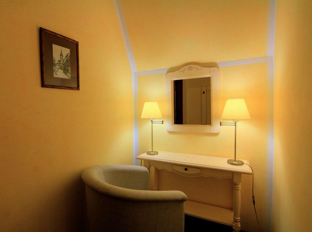 The Council Hotel ซีบิว ภายนอก รูปภาพ